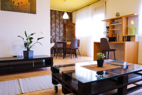 Palace Apartman Minaret Eger in Eger, Hungary