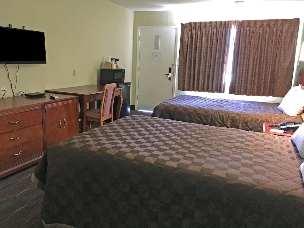 Americas Best Value Inn Alexandria - photo 14