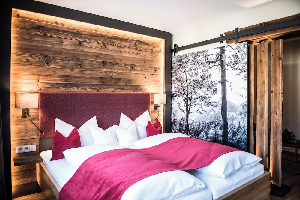 Hotel zur Post — hotel in Ruhpolding