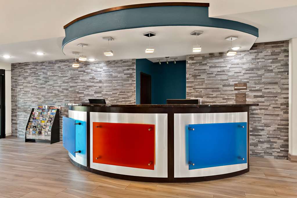 Comfort Suites Bastrop — Bastrop — photo 4
