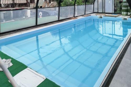 Gite Les Noyers — 4-Star Luxury Hotel in Brantome, France