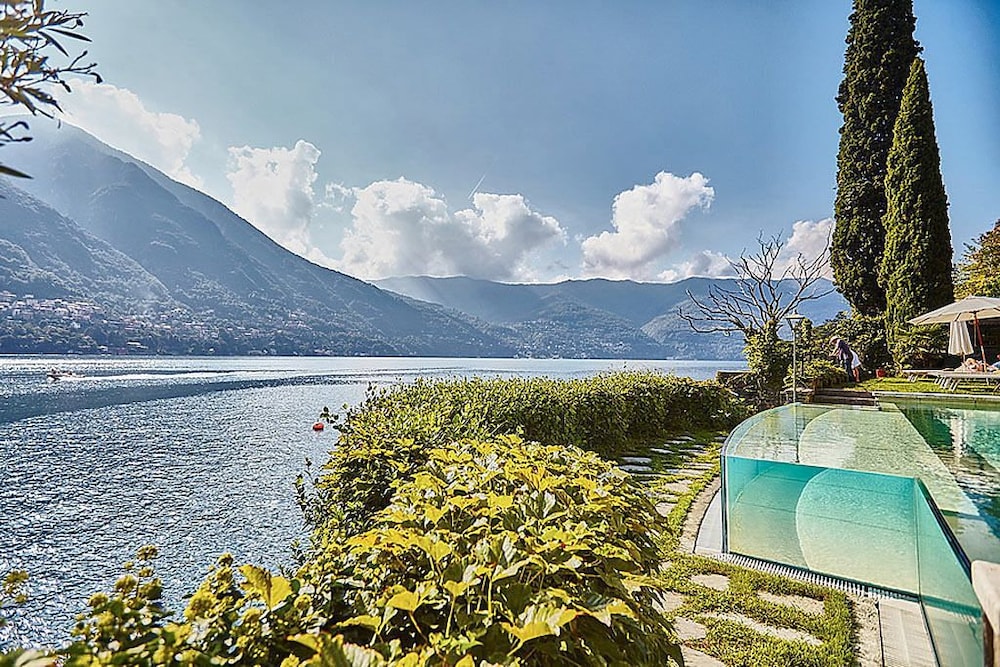 Relais Villa Vittoria — 4-Star Luxury Hotel in Laglio, Italy