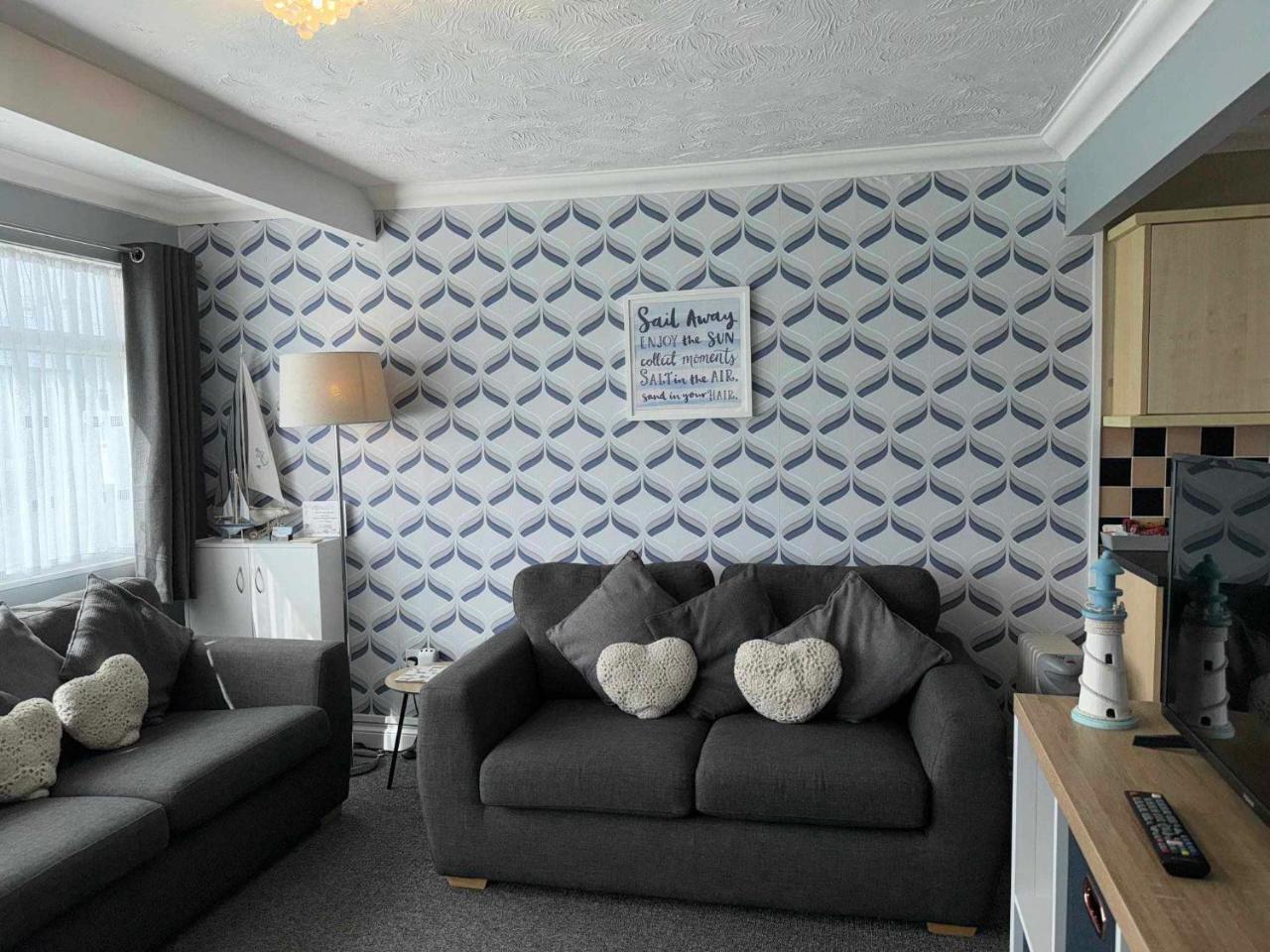 102 M and T Chalets Sunbeach Scartby Near great Yarmouth 2 bed south facing Chalet — 4-Star Luxury Hotel in Great Yarmouth, United Kingdom
