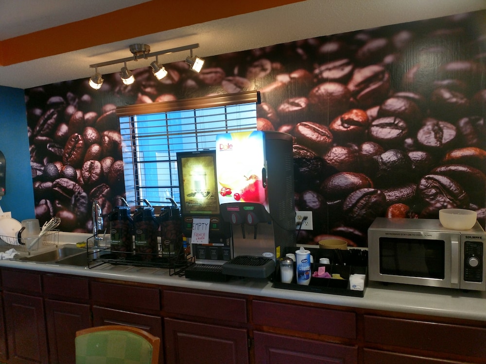 Executive Inn and Suites Wichita Falls - photo 55