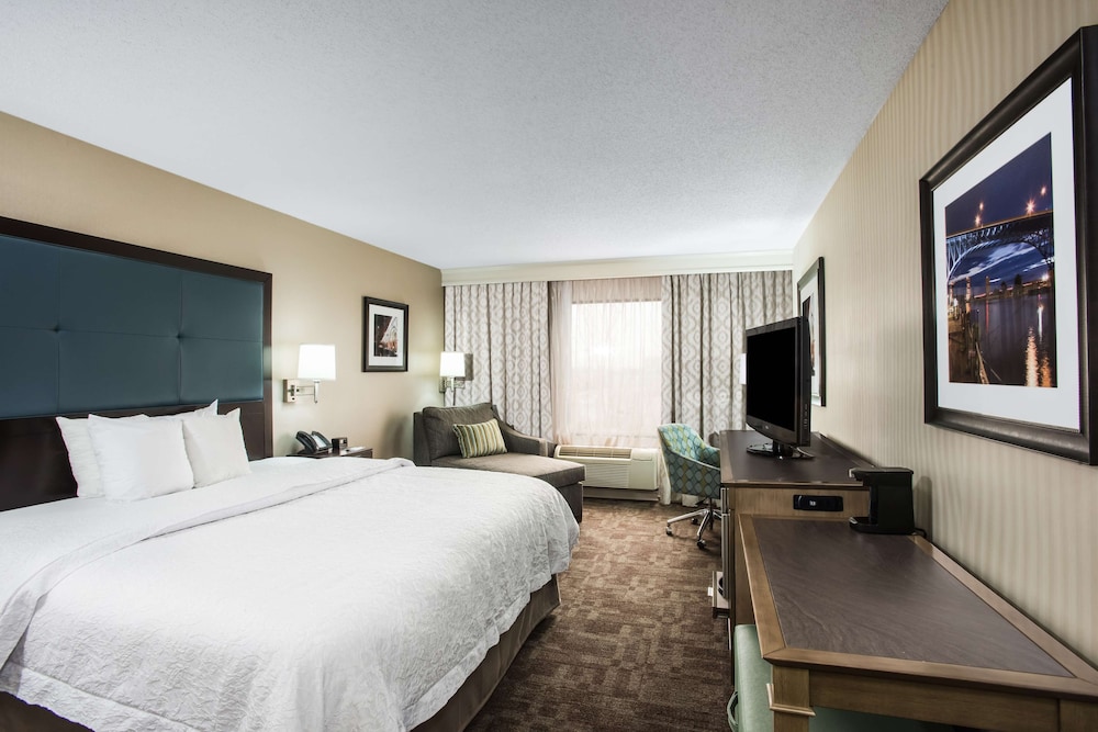 Hampton Inn Cleveland Airport Tiedeman Rd - photo 8