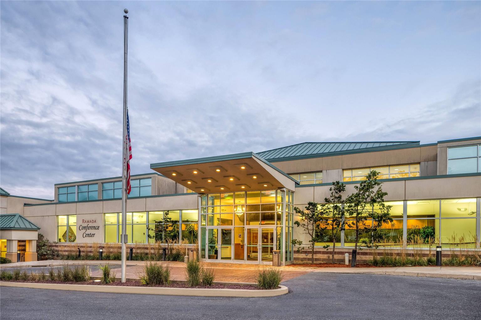 Ramada by Wyndham State College Hotel & Conference Center - last minute hotel in State College