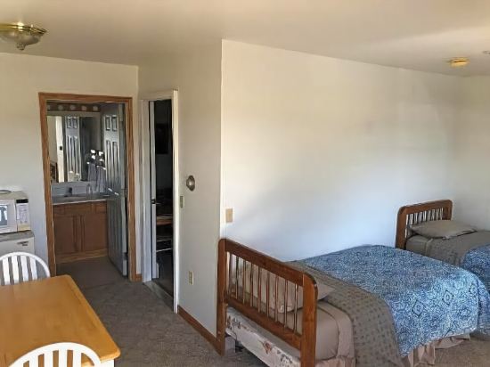 Village Inn Motel - photo 8