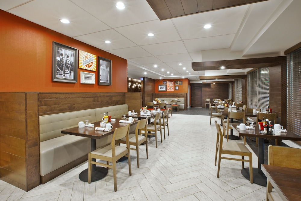 Holiday Inn Columbus Dwtn Capitol Square by IHG - photo 60