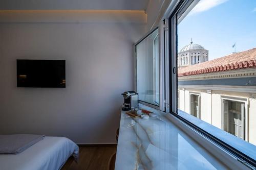 Luxurious Studio in the Heart of Athens — 4-Star Luxury Hotel in Athens, Greece