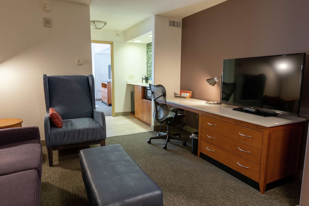 Hilton Garden Inn Des Moines West - photo 25
