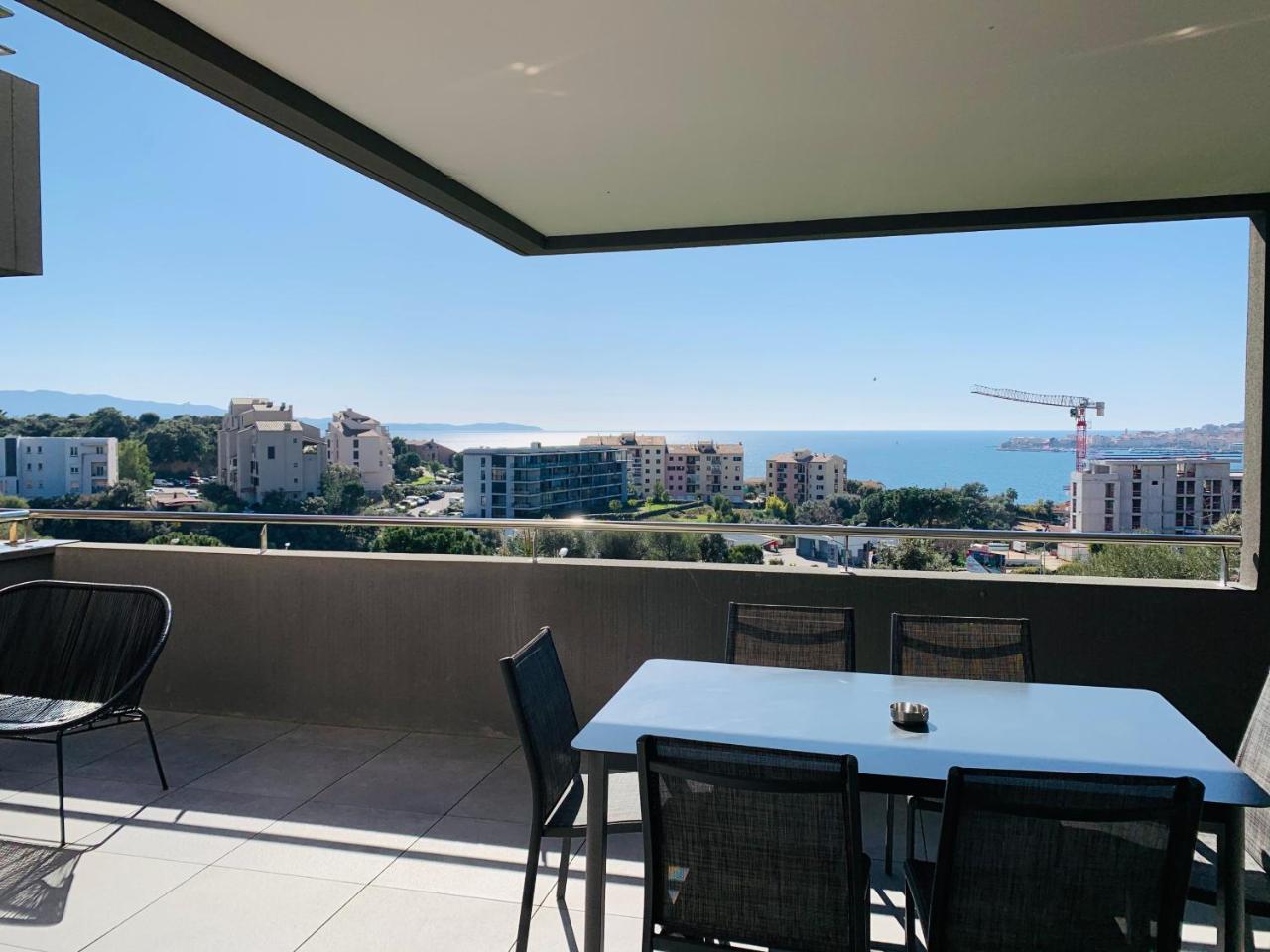 T2 Ajaccio Vue Mer — Ajaccio — photo 3
