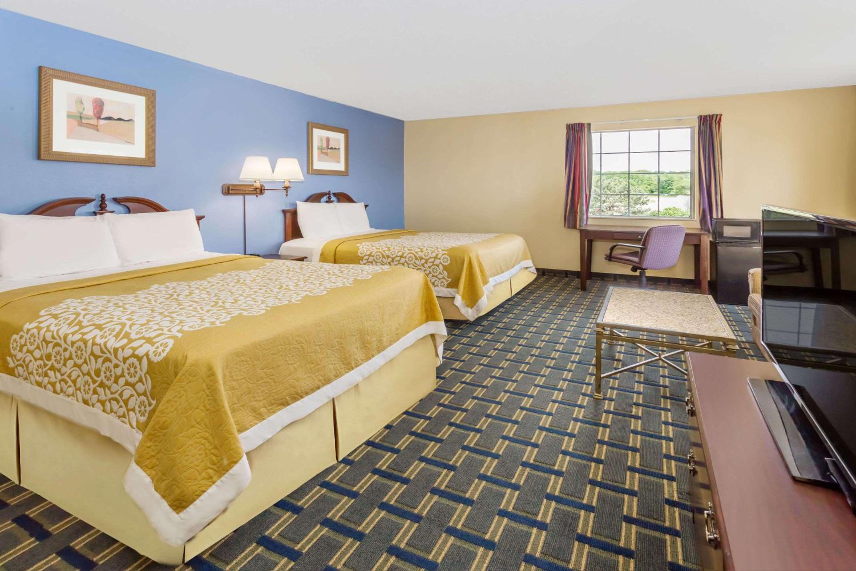 Days Inn by Wyndham Plymouth - photo 7
