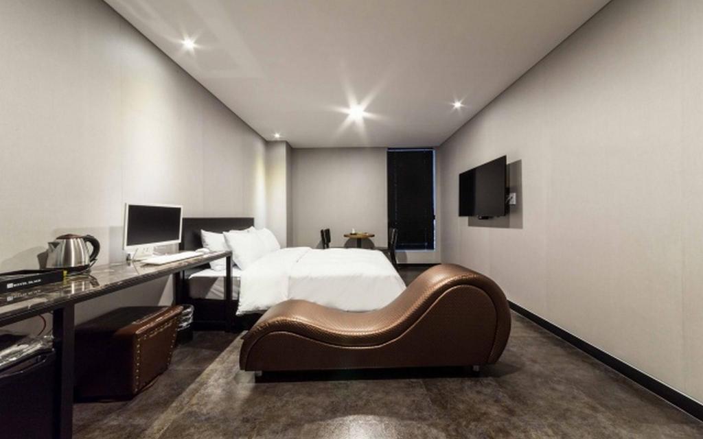 Yangju Hotel Black in Yangju, South Korea