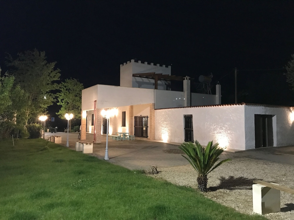 Il Casolare degli Ulivi - carbon neutral hotel in Latiano