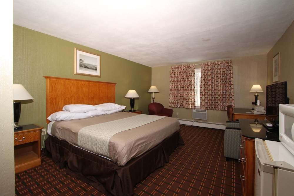 Budget Inn Syracuse Airport - photo 12