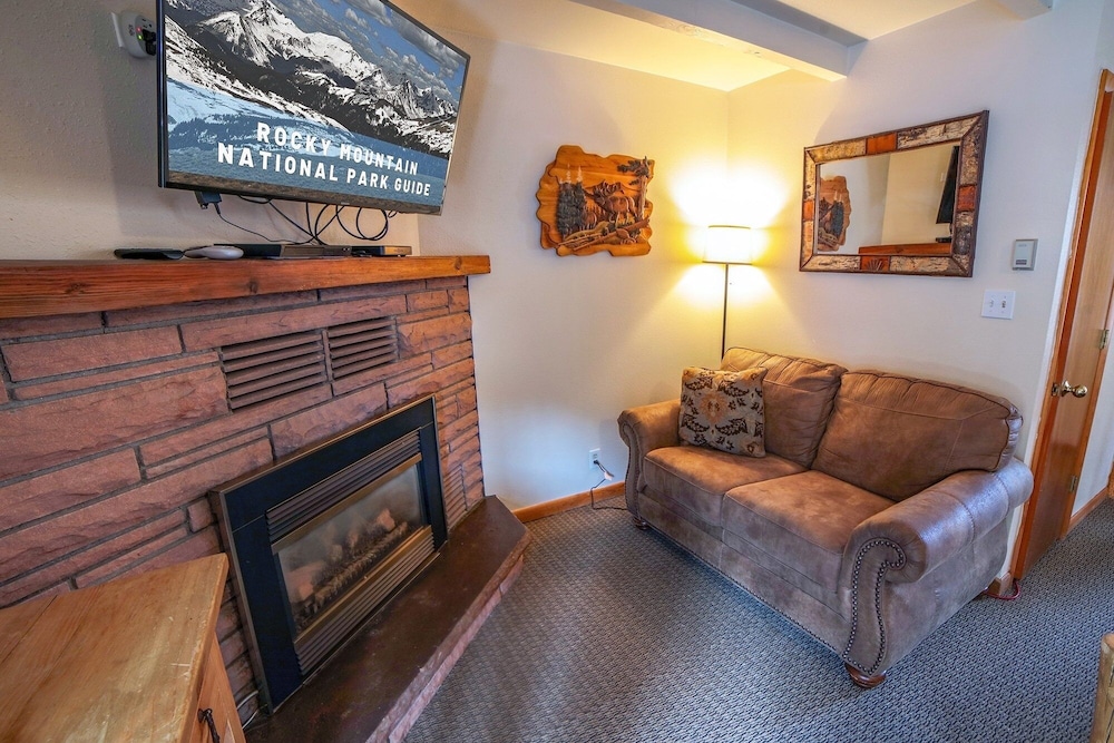 Sunnyside Knoll: 14 Studio - photo 5