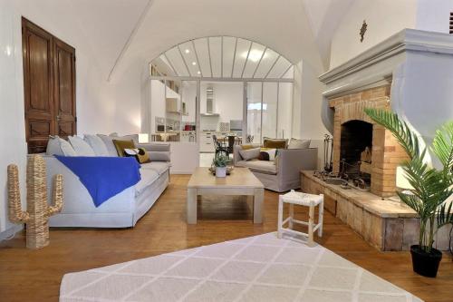 Le Villeneuve — hotel in Chabeuil