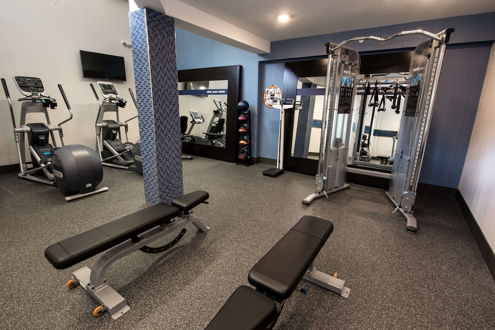 Hampton Inn Albany Western Ave University Area - photo 29