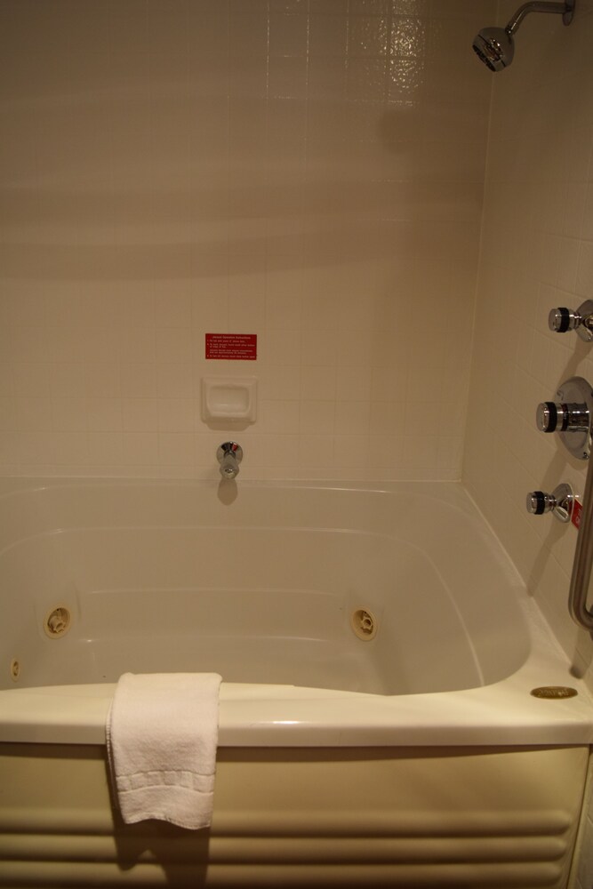 Pacific Inn of Redwood City - photo 38