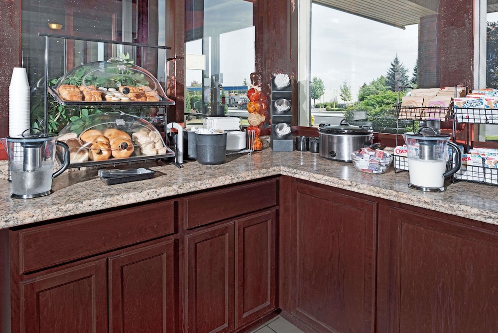 Ramada by Wyndham Spokane Valley - photo 19