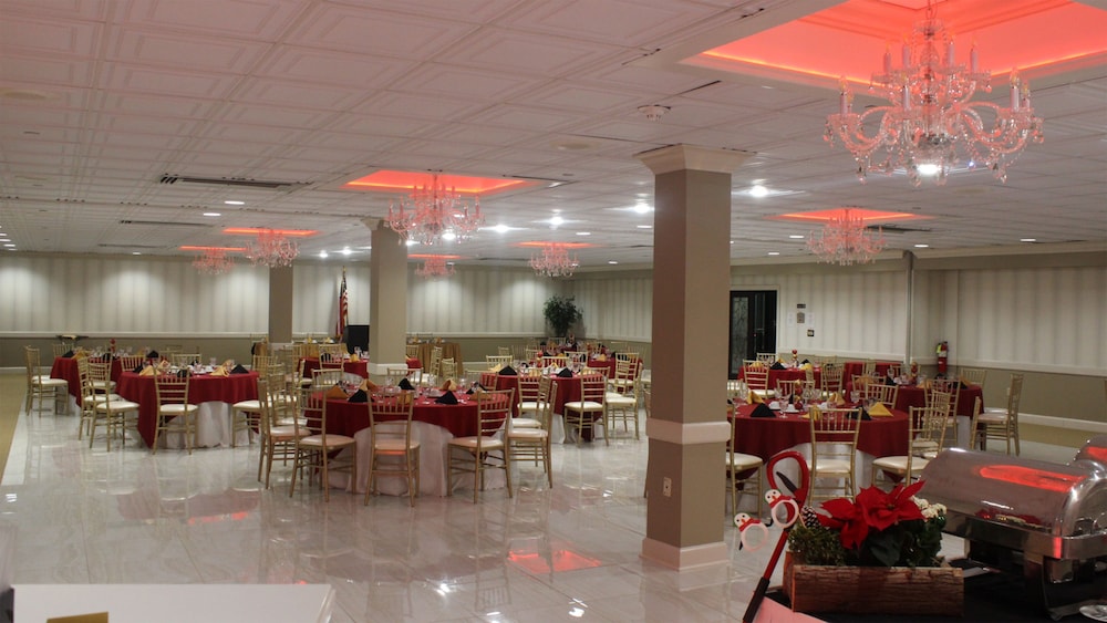 Holiday Inn Hazlet by IHG - photo 38