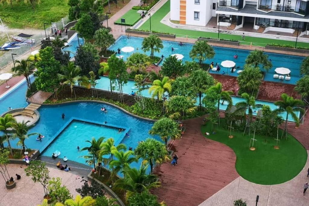 Timurbay by Damai Vista — 4-Star Luxury Hotel in Kuantan, Malaysia