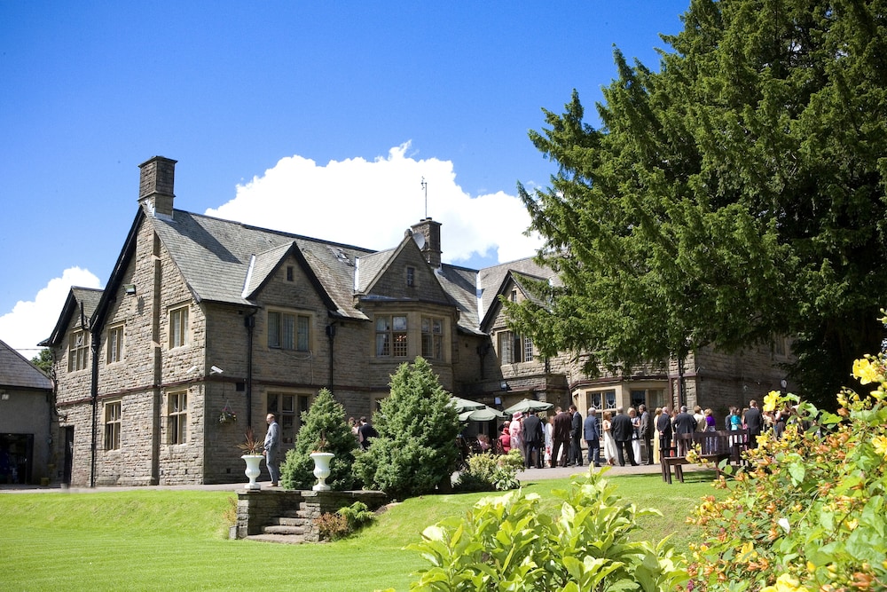 Maes Manor Hotel — hotel in Blackwood