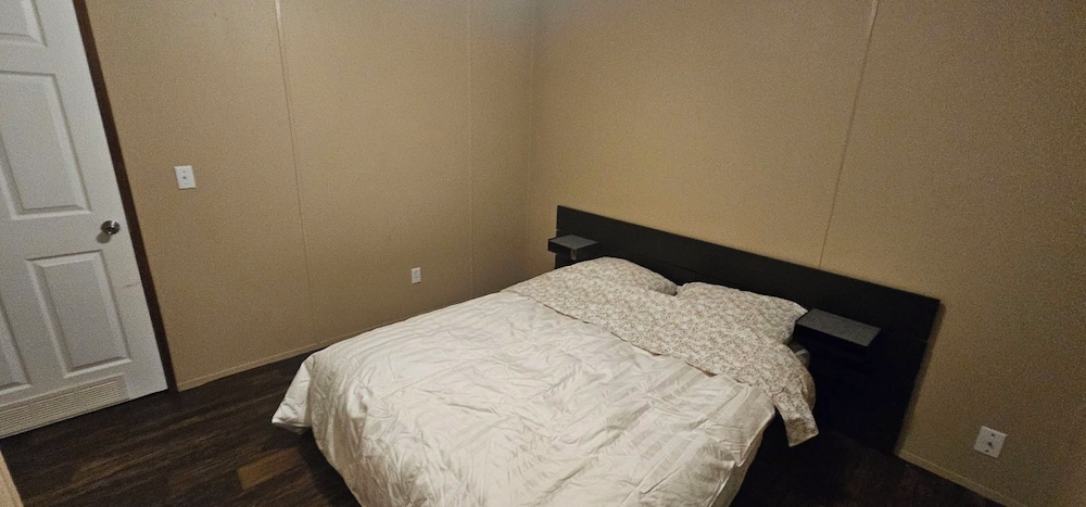 114 Dolphin Harbor N — Baytown