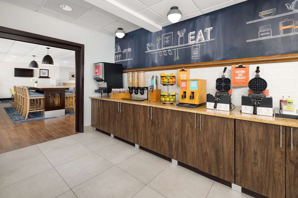 Hampton Inn Memphis Walnut Grove Baptist Hospital East - photo 27