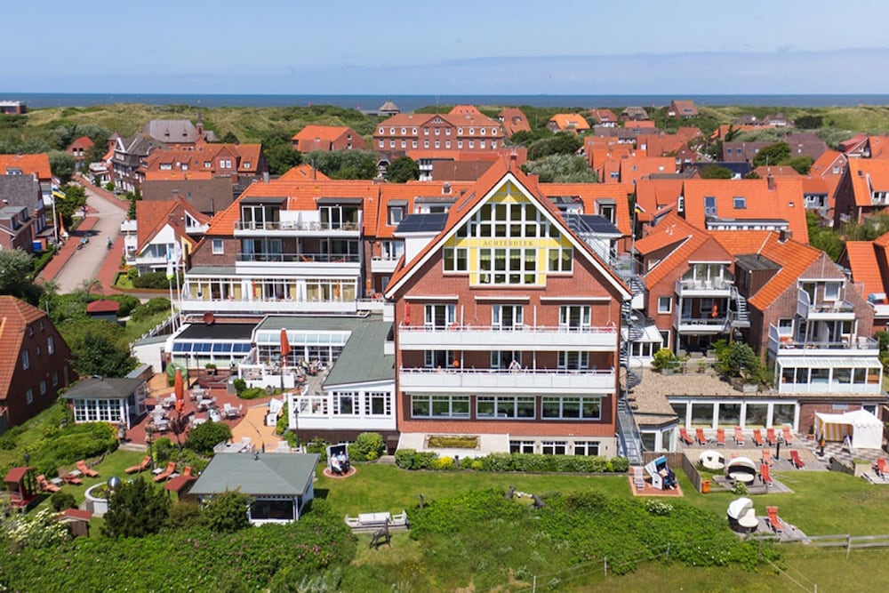 Hotel Achterdiek — Juist