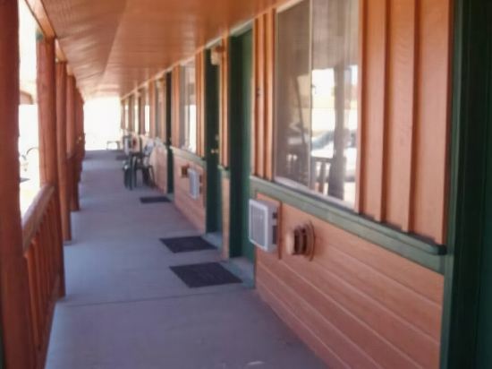 Western Motel Ranchester - photo 4