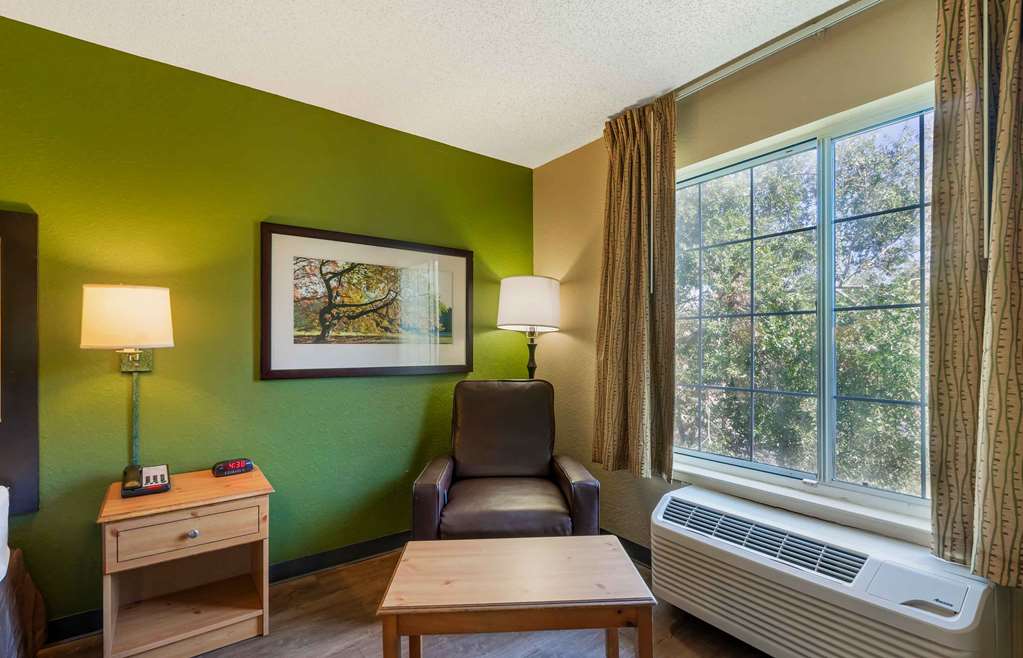 Extended Stay America Suites Clearwater Carillon Park - photo 43