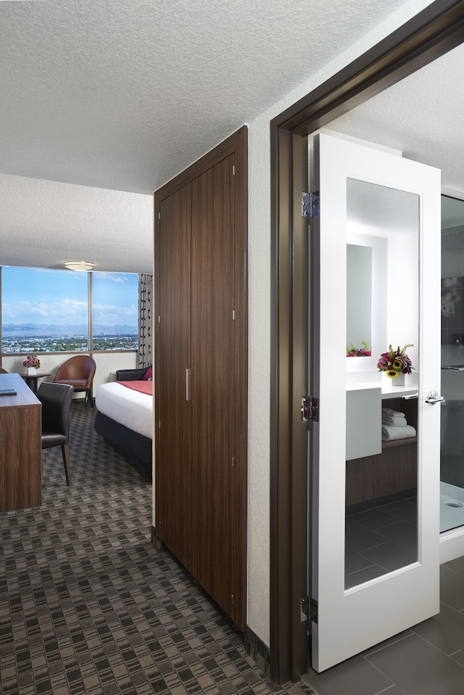 the D Las Vegas - photo 12