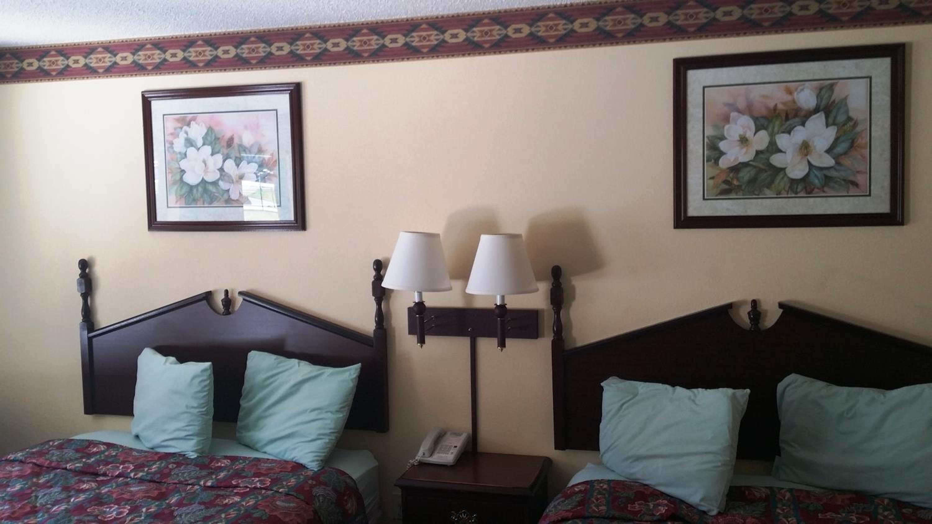 Scottish Inn Maggie Valley - photo 9