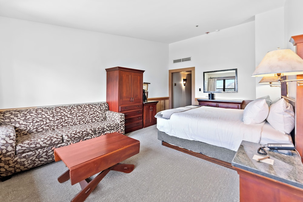Sun Mountain Lodge - photo 21