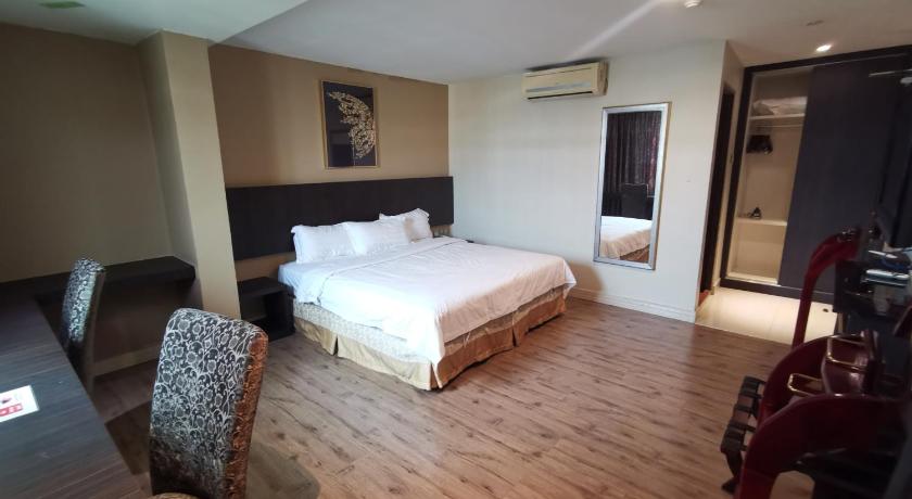 De Leon Hotel ll — Lahad Datu — photo 3
