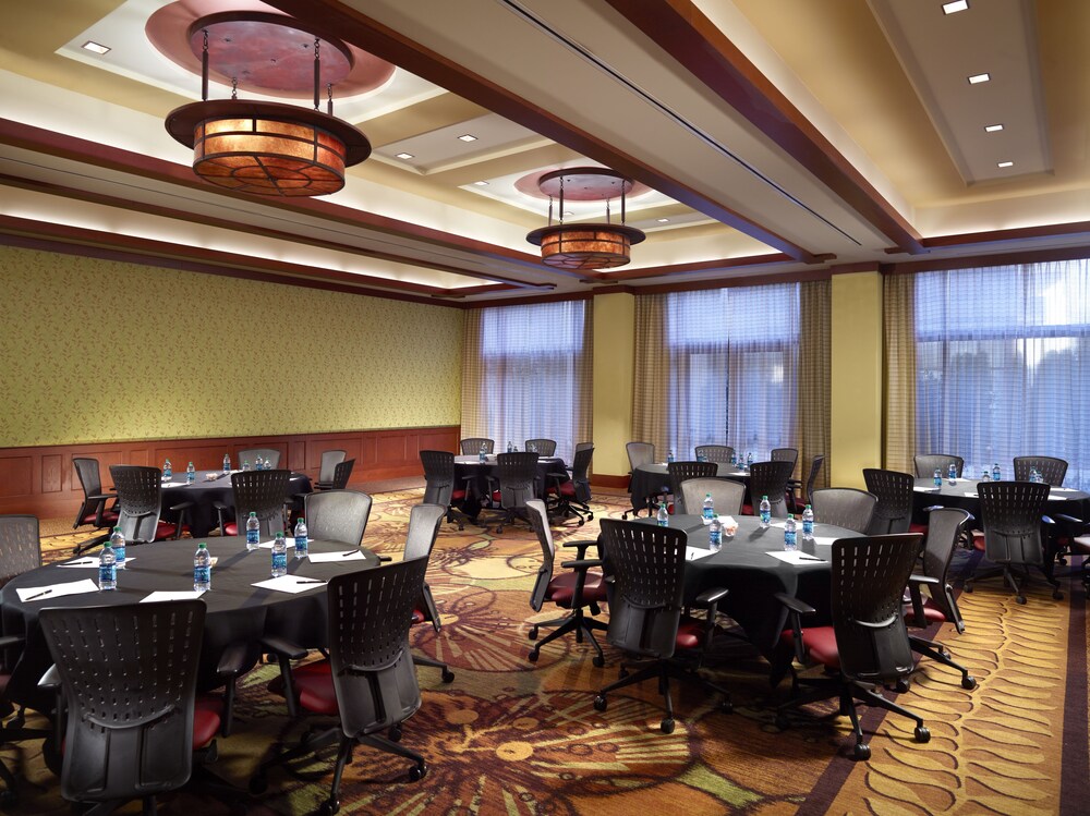 Emory Inn - photo 17