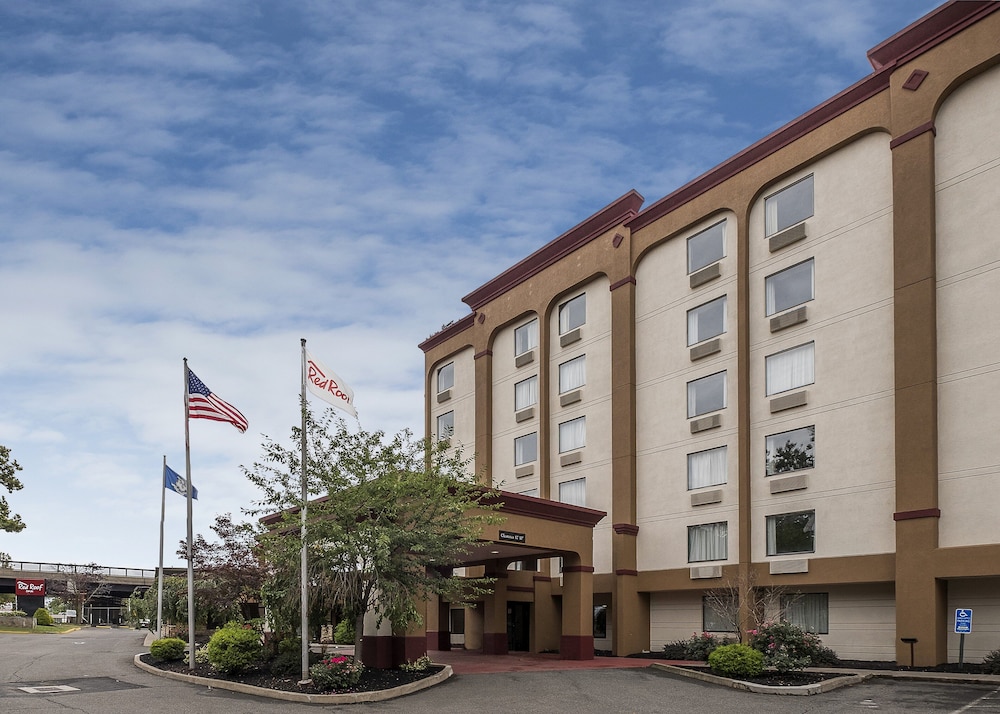 Red Roof Inn Hartford New Britain - photo 34