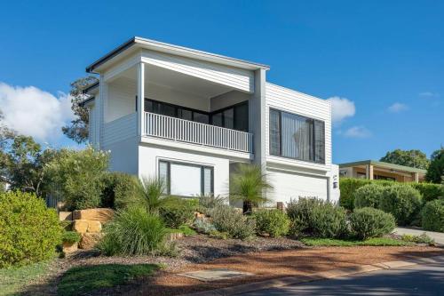 Attunga I Private Properties in Dunsborough, Australia