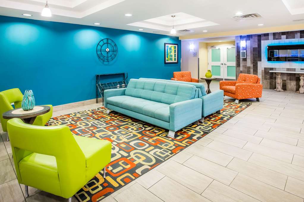 La Quinta Inn & Suites by Wyndham Rochester Mayo Clinic S - photo 7