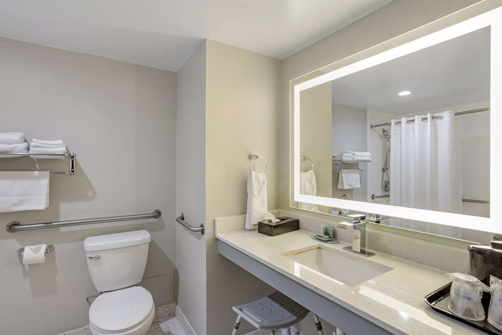 Best Western Rutgers University Hotel - photo 15
