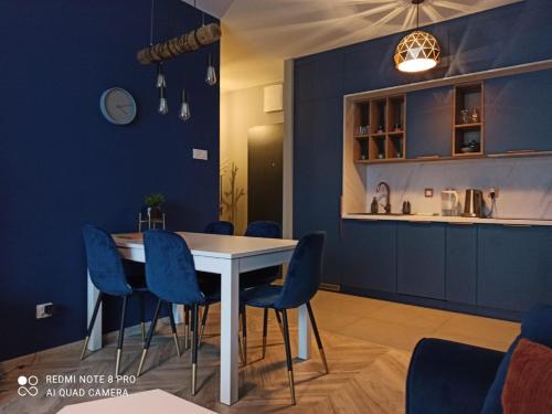 Nowoczesny Apartament przy Manufakturze z parkingiem podziemnym i klimatyzacją — 4-Star Luxury Hotel in Lodz, Poland