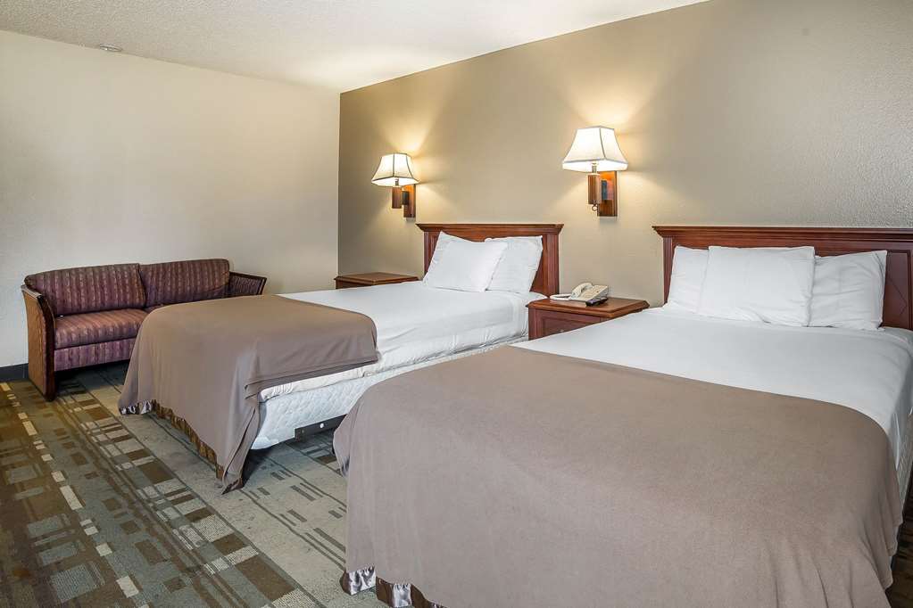 Rodeway Inn Cheyenne I 80 East - photo 17