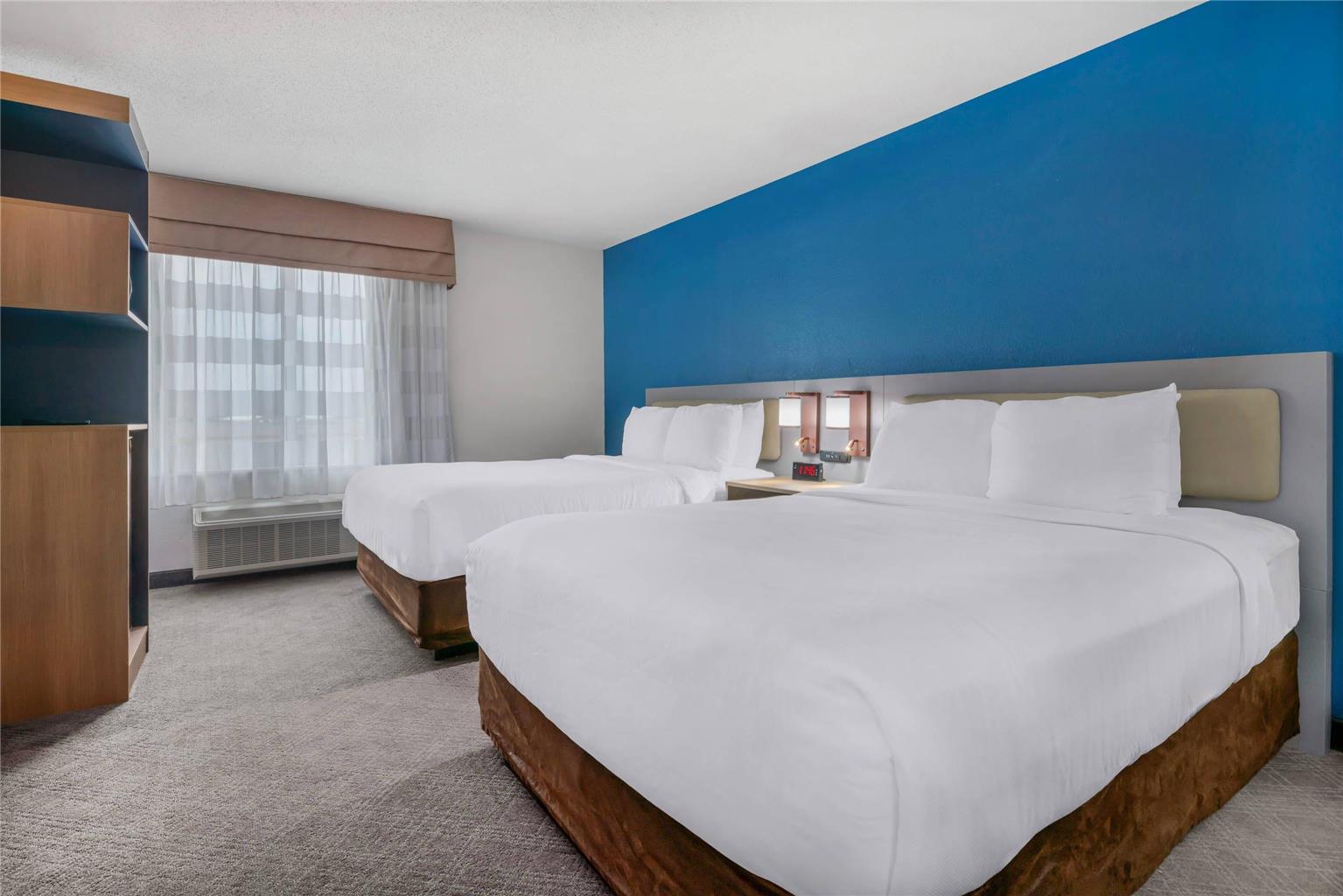 Comfort Inn & Suites Sheboygan I 43 - photo 30