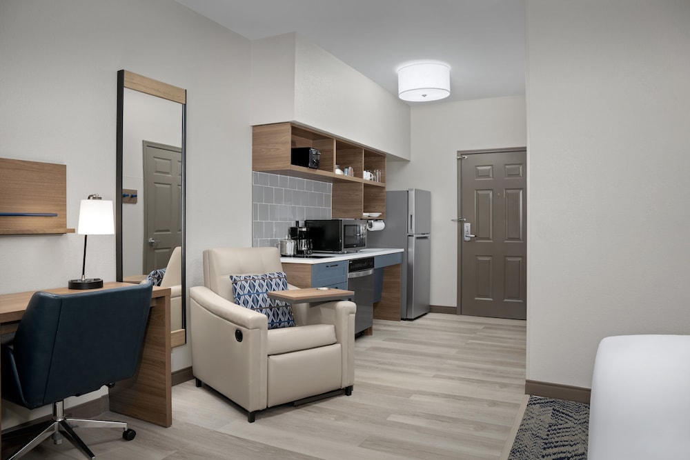 Candlewood Suites Alexandria Fort Belvoir by IHG - photo 15