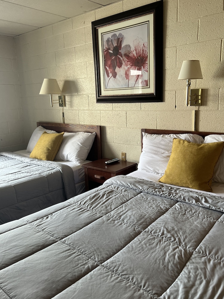 Midtown Motel - photo 5