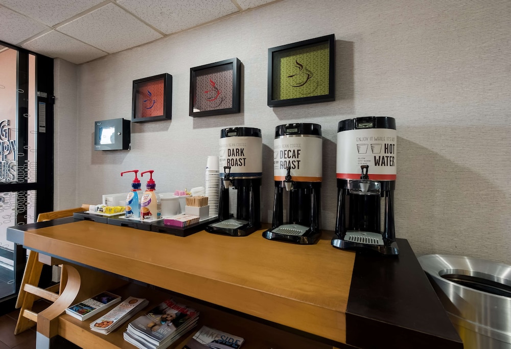 Hampton Inn Columbia I 26 Airport - photo 49