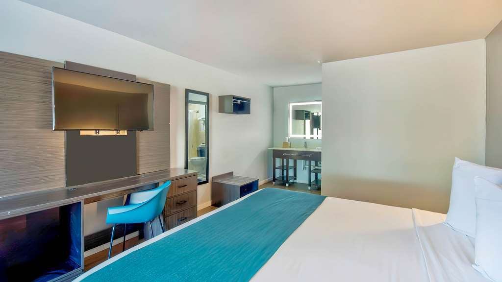 Motel 6 Louisville Ky Airport Fair Expo - photo 11