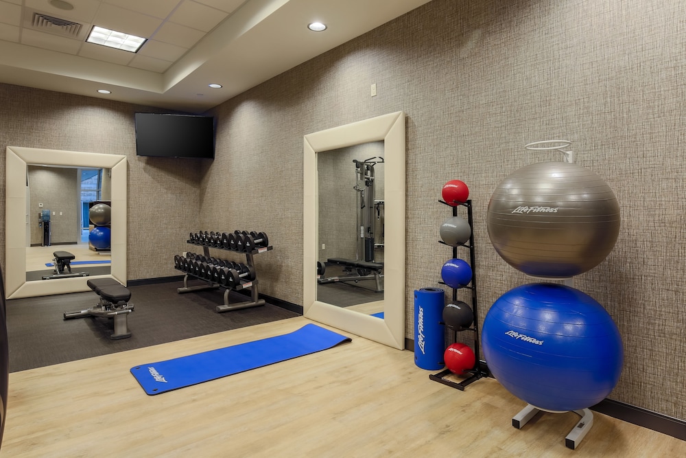 DoubleTree by Hilton Evansville - photo 50
