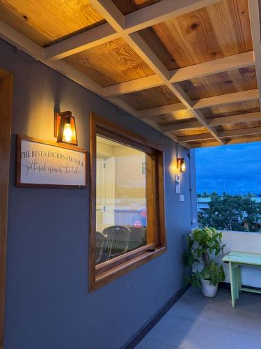 The Sea by Club Travalet in Alleppey, India